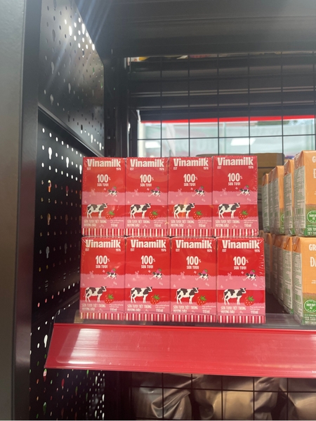 Vinamilk  sữa tươi tiệt trùng dâu 110ml