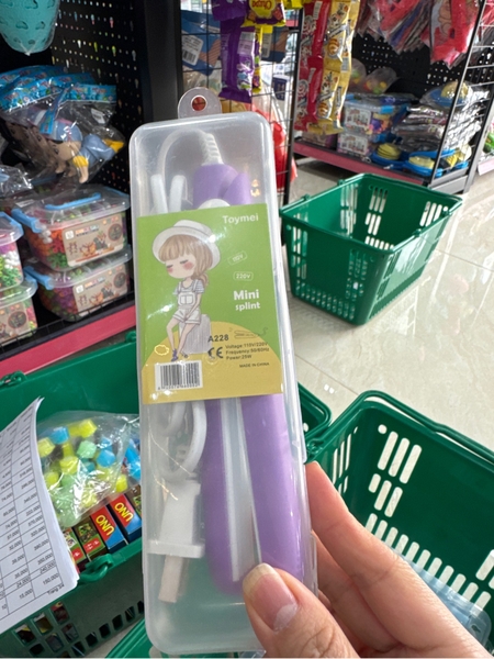 Máy dập tóc kèm hộp