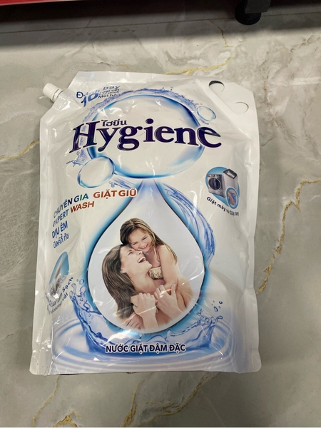 Nước Giặt Hygiene Chuyên Gia Giặt Giũ Dịu Êm 3L