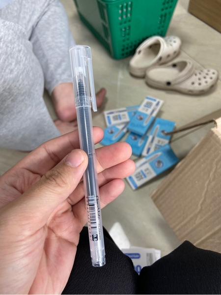 Bút gel 800D đen