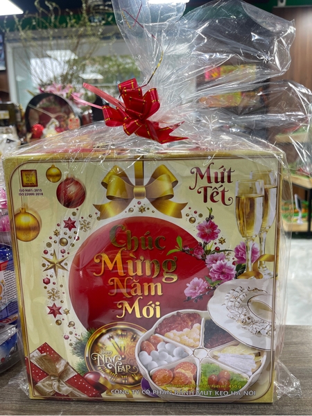 Mứt Hộp Vuông Đặc Biệt 450g