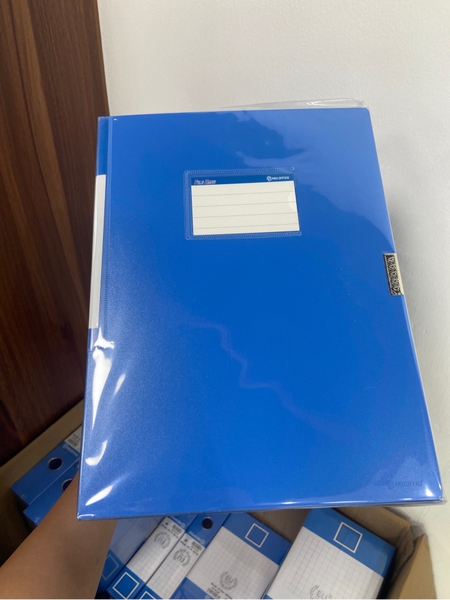 Cặp hộp nhựa 15cm