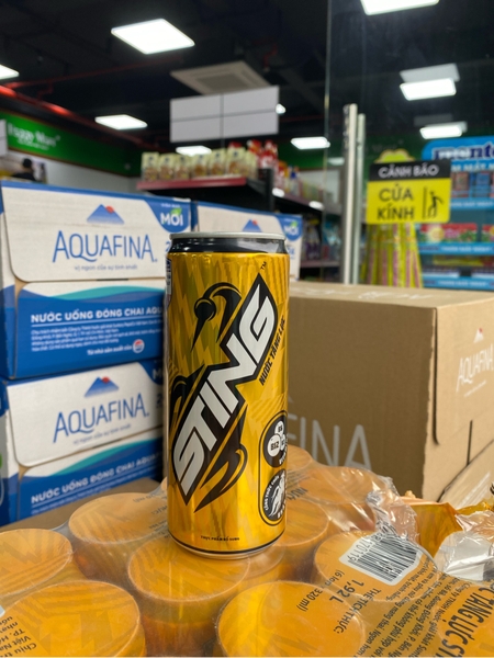 Sting lon vàng 320ml