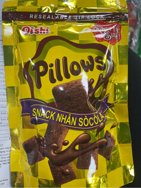 Snack Oishi Nhân Kem Pillows Vị Socola