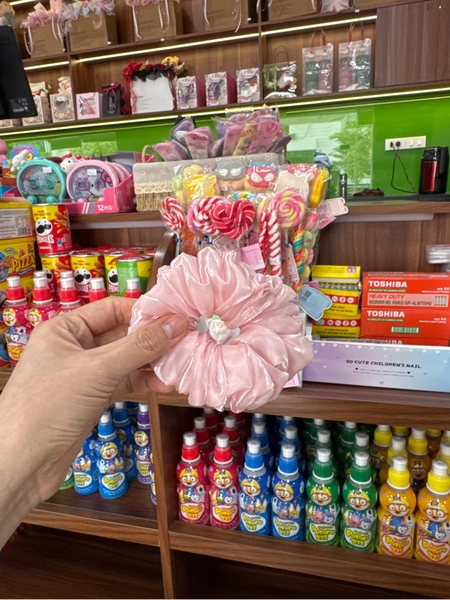 Scrunchies voan hồng