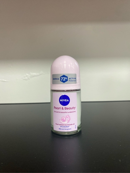 Lăn Khử Mùi Nivea Ngọc Trai Dưỡng Da 25ml