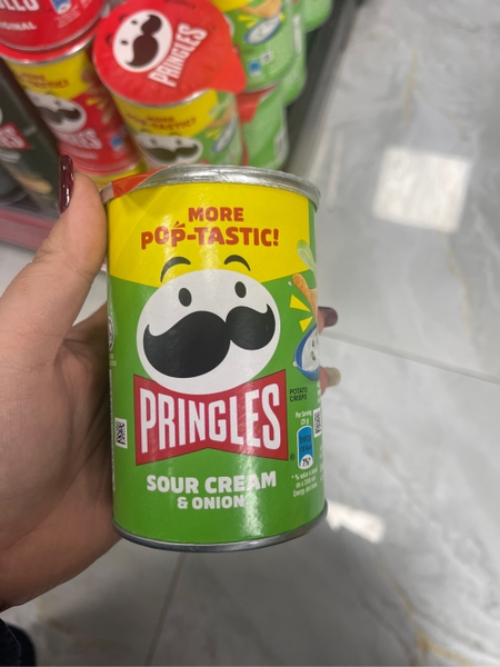 Khoai tây chiên Pringles Sour Cream & Onion 42g
