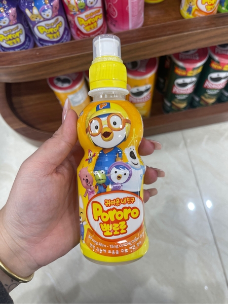 Nước uống Pororo Trái cây nhiệt đới 235ml (24 chai)