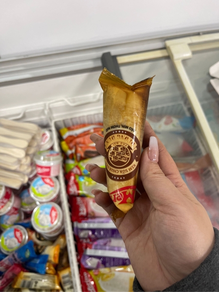 Sữa Chua Dẻo Đường Đen