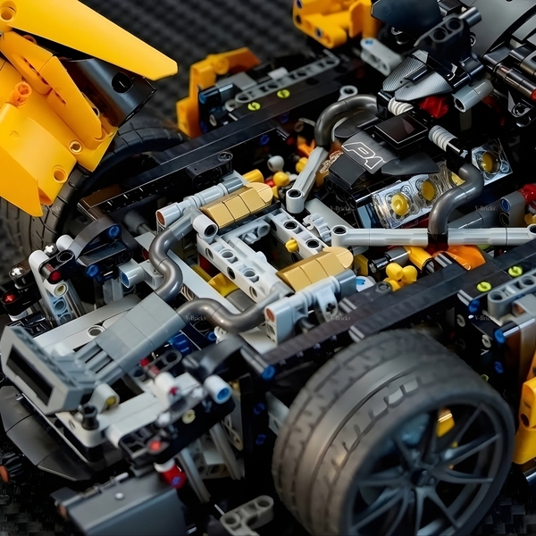 Mô Hình Xe LEGO McLaren P1 Tỉ Lệ 1:8
