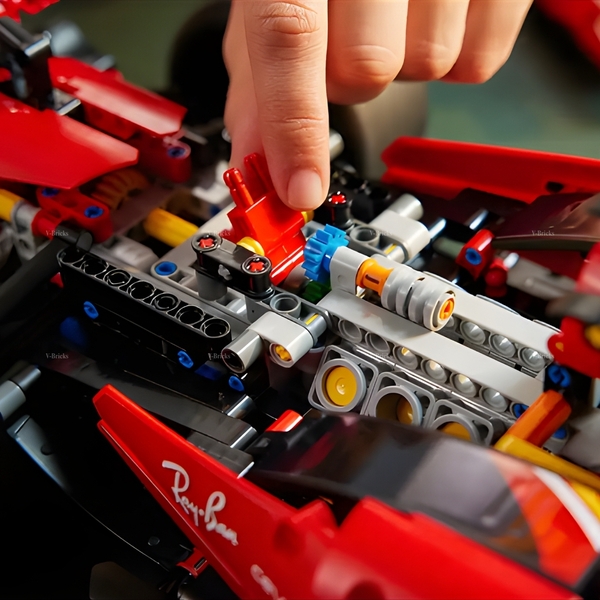 Mô Hình Xe LEGO F1 Ferrari SF‑24 Tỉ Lệ 1:8