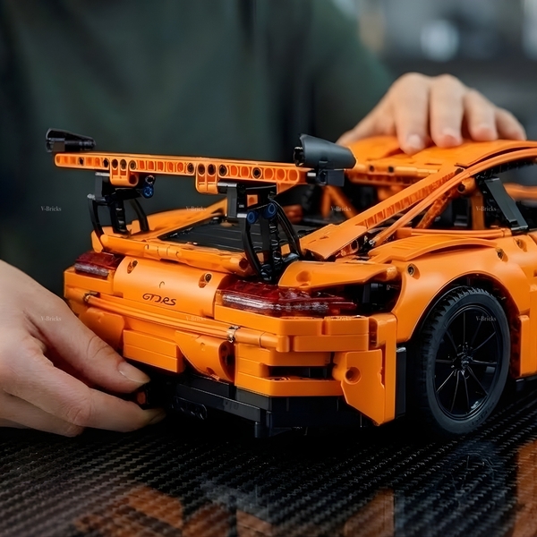 Mô Hình Xe LEGO Porsche 911 GT3 RS Tỉ Lệ 1:8