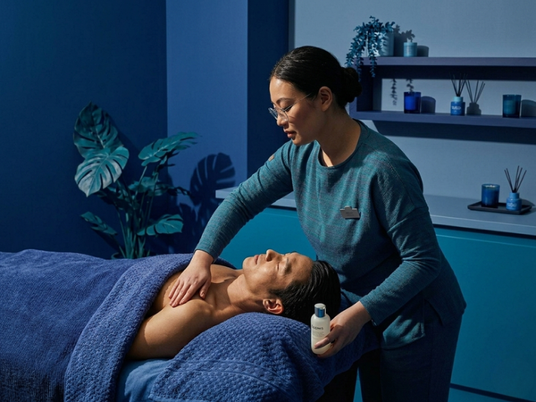 Massage có thực sự giúp giảm stress và cải thiện giấc ngủ?