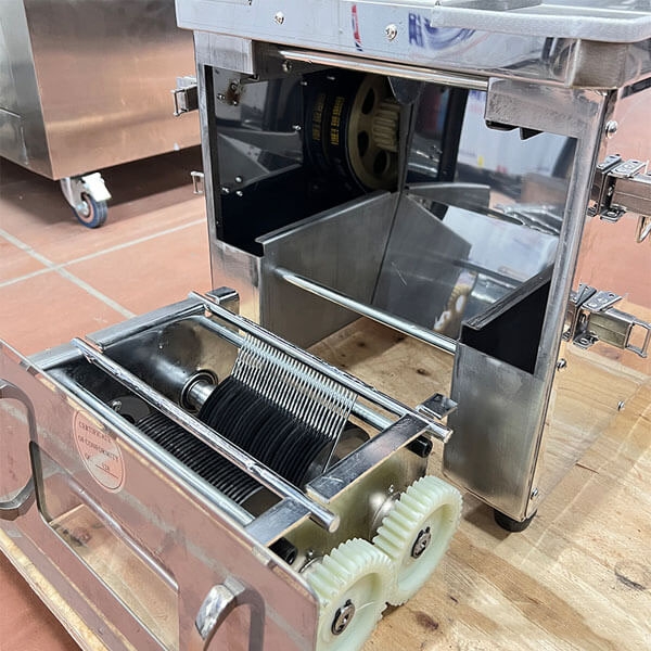 Máy Thái Thịt Tươi Sống HD-90