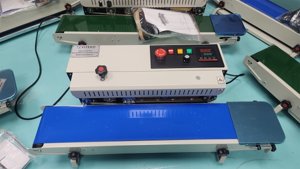 Máy hàn miệng túi nằm - FR900