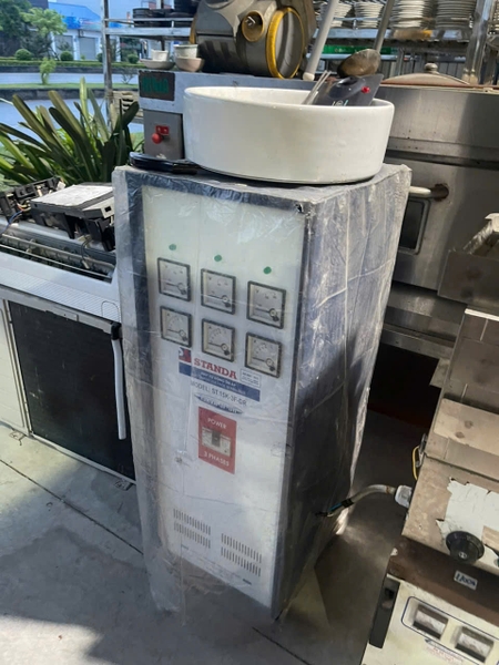 Ổn áp STANDA 3 pha 15KVA-DMC