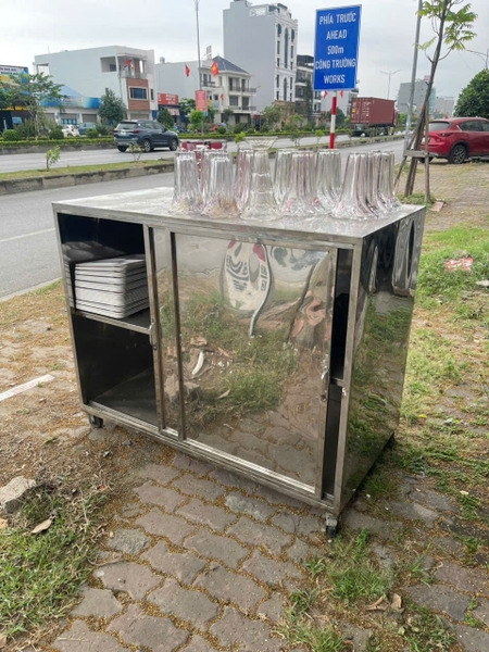 Tủ inox 304 cửa lùa-DQDKD