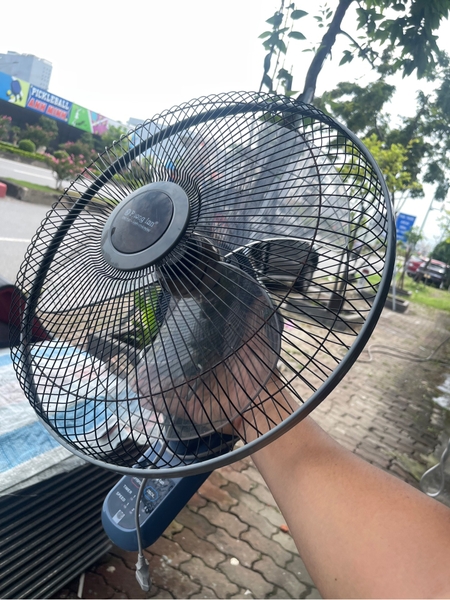 GD-06/07/26-Quạt treo tường