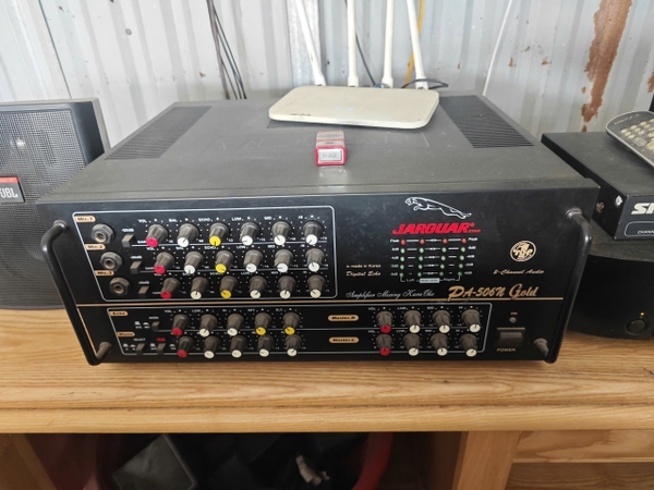 Amply karaoke Jarguar PA-506N Gold - DMC