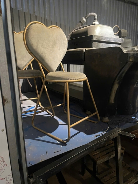 Ghế decor lưng trái tim-NTGD