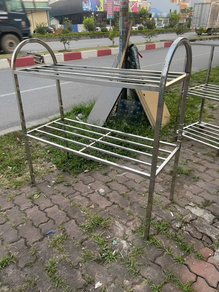 Kệ inox 2 tầng khung cuốn-DQDKD