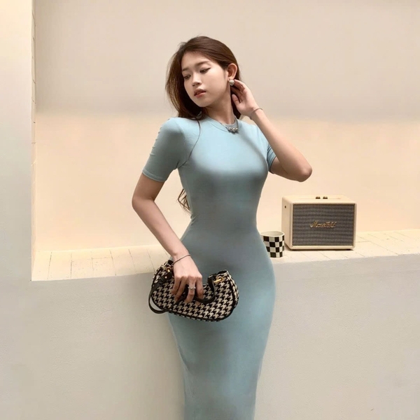 DD17 - Đầm Bodycon Cổ Tròn Tay Lửng Dáng Dài Ôm Body 123cm