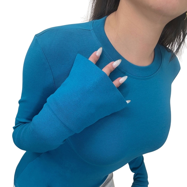 A22 - Áo Dài Tay Xẻ Thân Dài 7 Màu Thun Cotton Borip