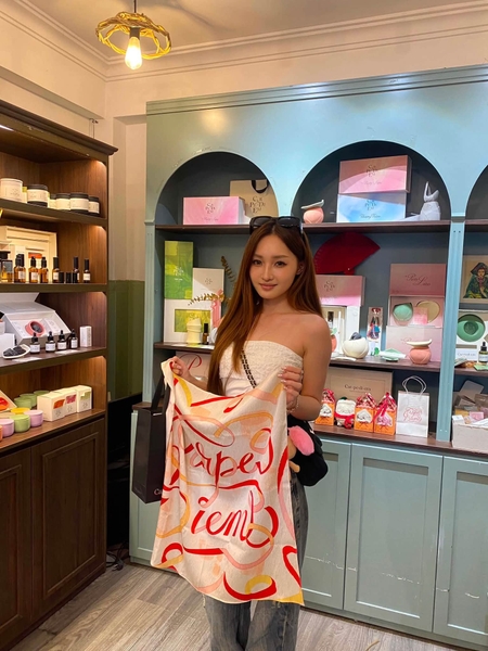 NHẬN KHĂN BANDANA CÙNG CARPE DIEM