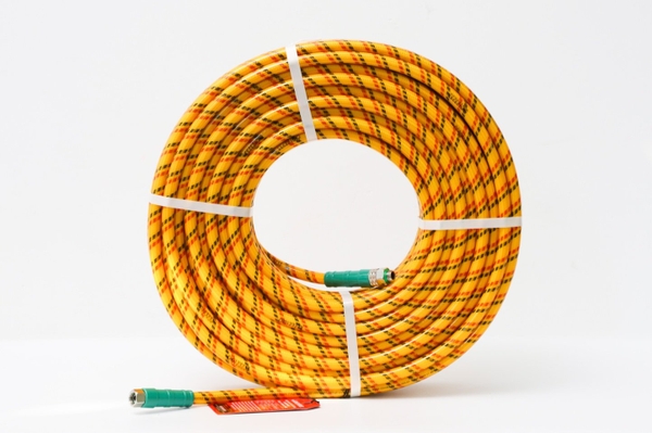 Ống nhựa PVC Greentree No.6 8.5mm x 50m Vàng