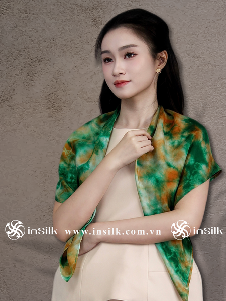 Khăn lụa tơ tằm | khăn lụa vuông 90*90 | InSilk - Diệp vân (xanh lá, cam)
