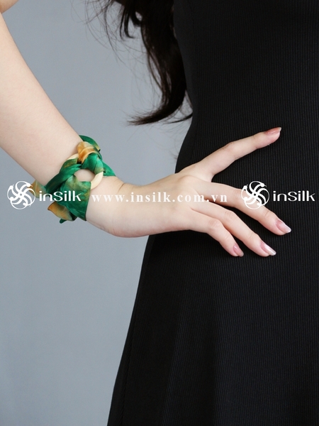 Khăn lụa tơ tằm | khăn Twilly | InSilk - Diệp vân (xanh lá, cam)