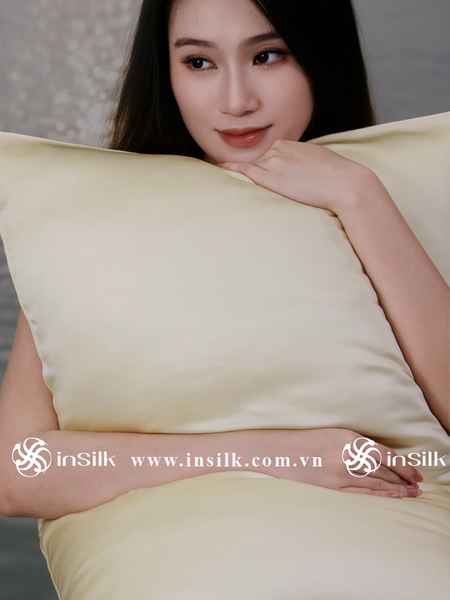 Vỏ gối lụa | InSilk  - kem vàng