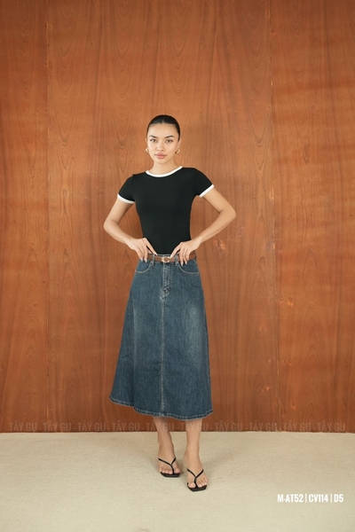 Áo Thun Tay Ngắn Đen Viền Trắng Đơn Giản IRIN Taygu | AT52