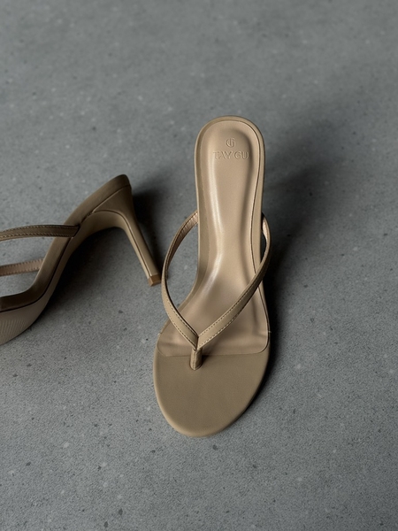 Guốc Cao Gót Xỏ Ngón Mũi Tròn 9cm KYLIE Taygu | D9