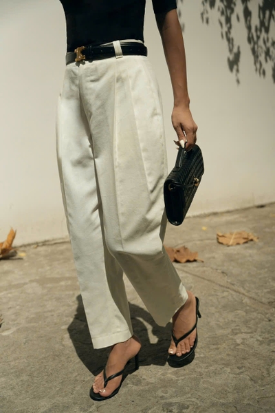Quần Baggy Trắng Linen Thanh Lịch LEGAN Taygu | QTK68