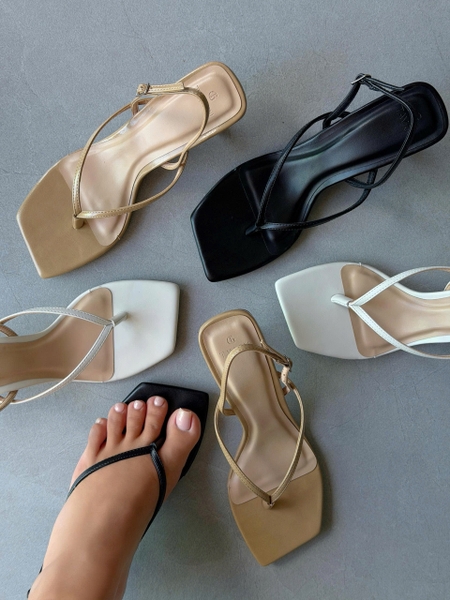 Guốc Cao Gót Mũi Vuông 7cm Gài Quai Sau MIRA Taygu | D12