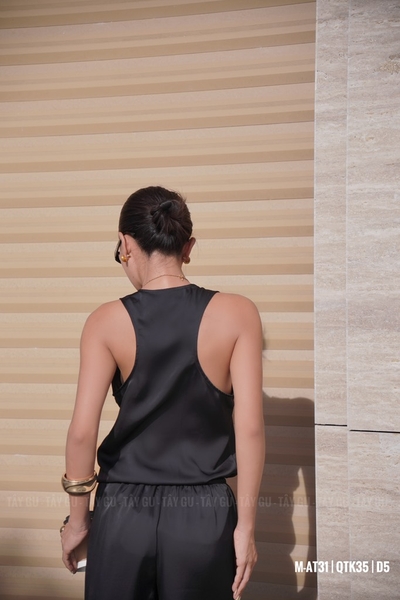 Áo Lụa Ba Lỗ Cổ Chữ U Sâu Khoét Lưng MIANA Taygu | AT31