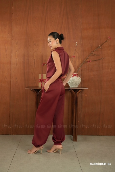 Áo Lụa Đỏ Cổ V Sát Nách ERA Taygu | AT69