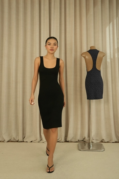 Đầm Body Cổ U Sát Nách Đen UAZA Taygu | DTK159