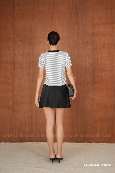 Áo Sọc Viền Đen Cổ Tròn Có Nút Tay Ngắn PATI Taygu | AT57