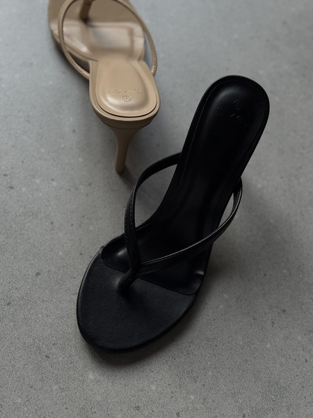 Guốc Cao Gót Xỏ Ngón Mũi Tròn 9cm KYLIE Taygu | D9