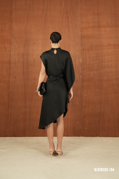 Đầm Lụa Cổ Lọ Dáng Chéo Tay Lệch HAVOS Taygu | DTK135