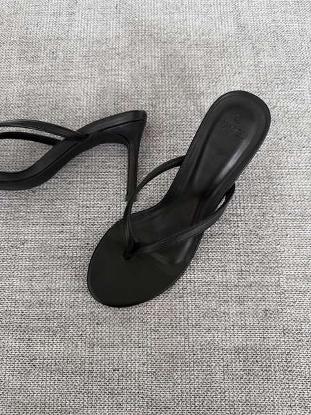 Guốc Cao Gót Xỏ Ngón Mũi Tròn 9cm KYLIE Taygu | D9