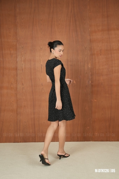 Đầm Lụa Ngắn Tay Ngắn Cổ V CELYN Taygu | DTK126