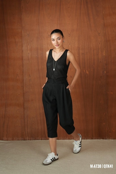 Quần Thiết Kế Lửng Qua Gối Xếp Ly Trước Thanh Lịch ESTE Taygu | QTK41