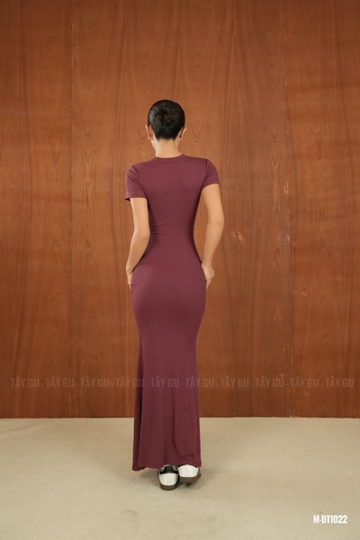 Đầm Cổ Tròn Tay Ngắn Đuôi Cá Tôn Dáng ROVNA Taygu | DT1022