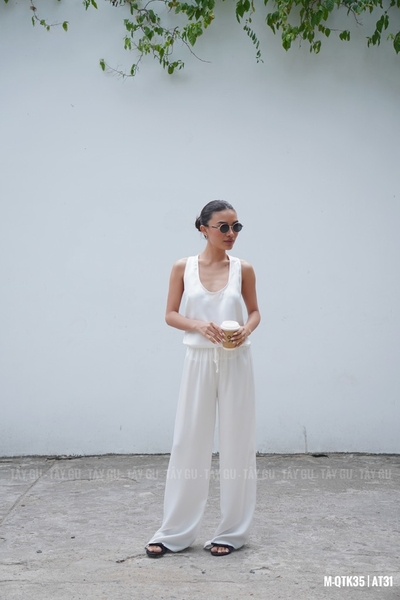 Áo Lụa Ba Lỗ Cổ Chữ U Sâu Khoét Lưng MIANA Taygu | AT31