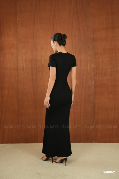 Đầm Cổ Tròn Tay Ngắn Đuôi Cá Tôn Dáng ROVNA Taygu | DT1022