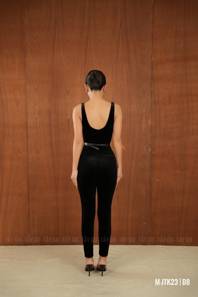 Jumpsuit Nhung Đen Ôm Dáng Co Giãn Tôn Dáng SILVA Taygu | JTK23