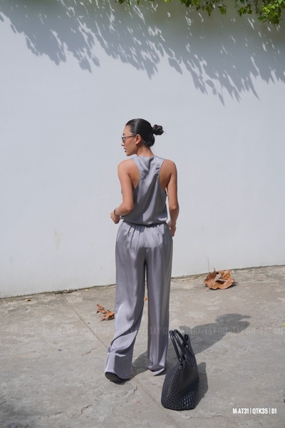 Áo Lụa Ba Lỗ Cổ Chữ U Sâu Khoét Lưng MIANA Taygu | AT31